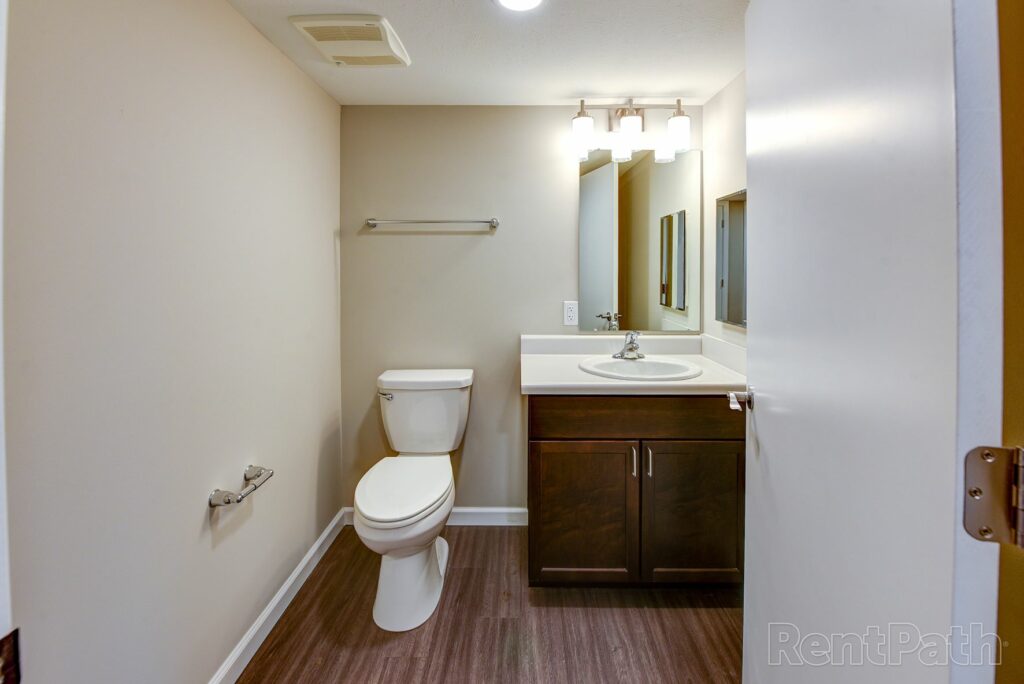 Hawthorn Landing Bathroom