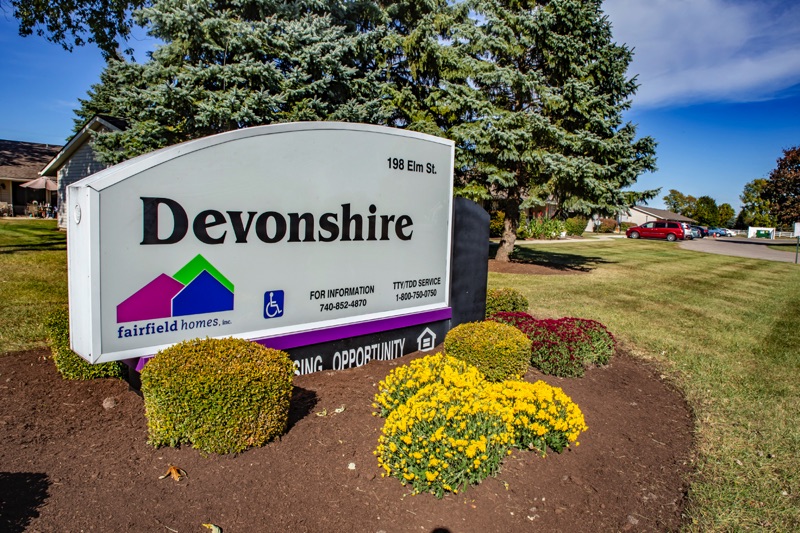 Devonshire II Signage